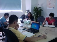 2012年9月6日環(huán)氧事業(yè)部部長楊蕾在上?；坌逻M行產(chǎn)品知識培訓